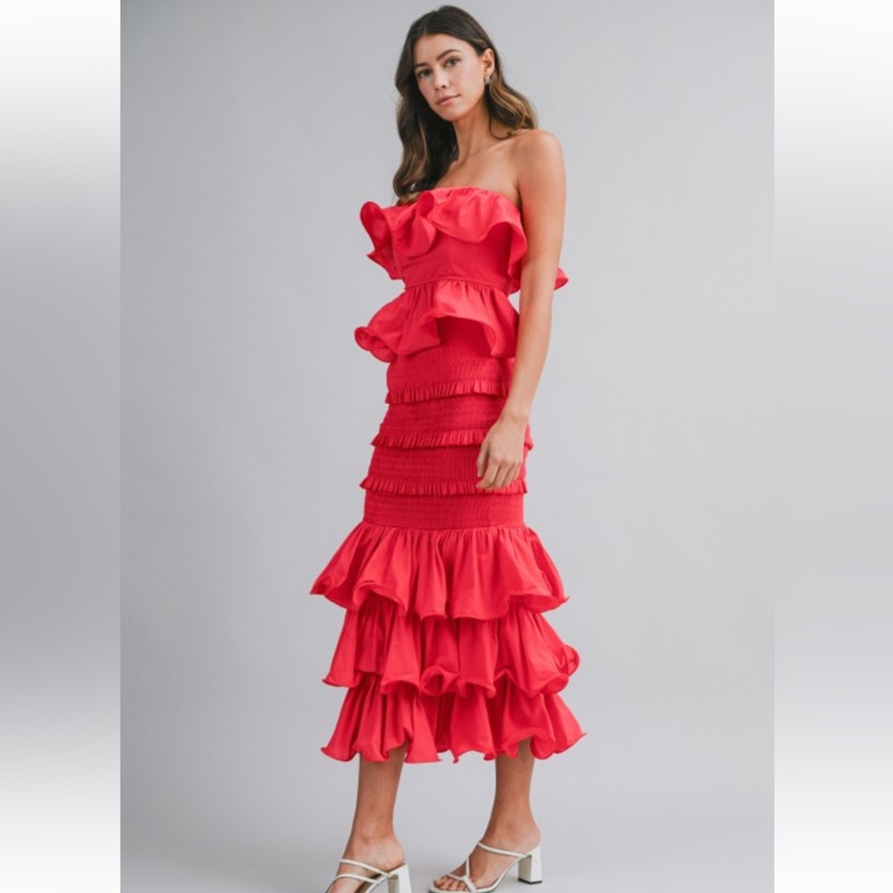 Red Ruffle Strapless Skirt Set - Picture 5 of 11